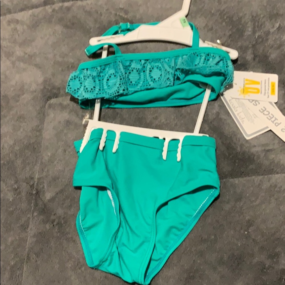 Bathing suit